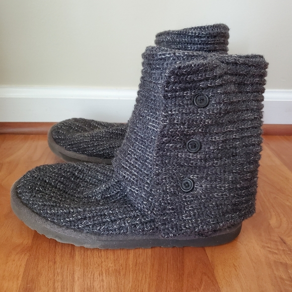 UGG Cardy Boots - Picture 2 of 3